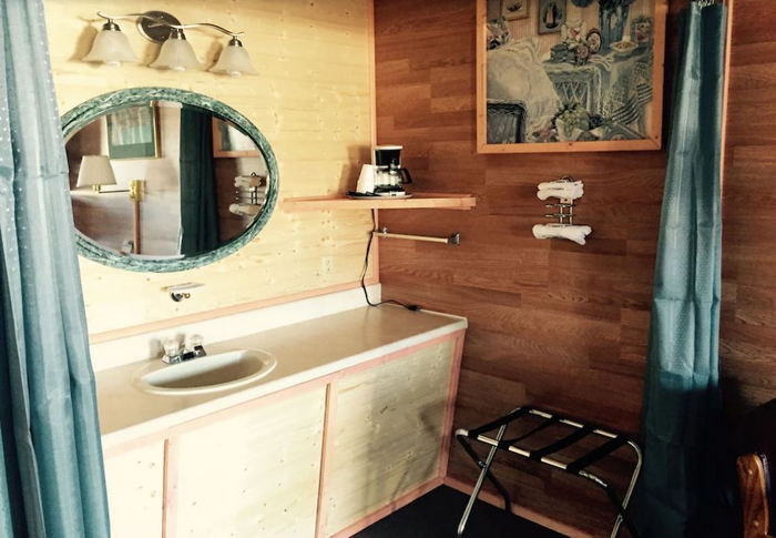 Vindel Motel - Web Listing (newer photo)